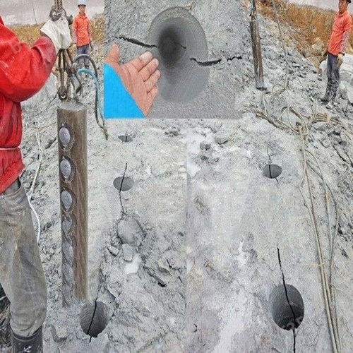 矿山准用破碎开采液压棒吕梁挖地基机器使用步骤